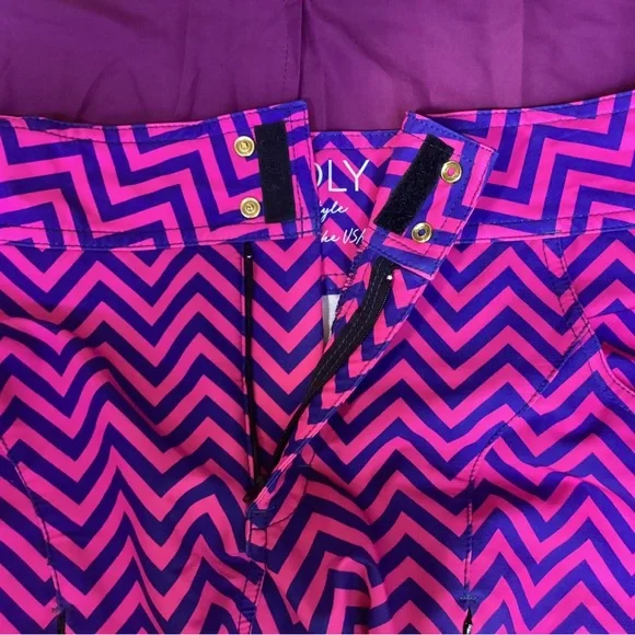 Shredly Women's Athletic Shorts - Pink Chevron - Picture 2 of 6